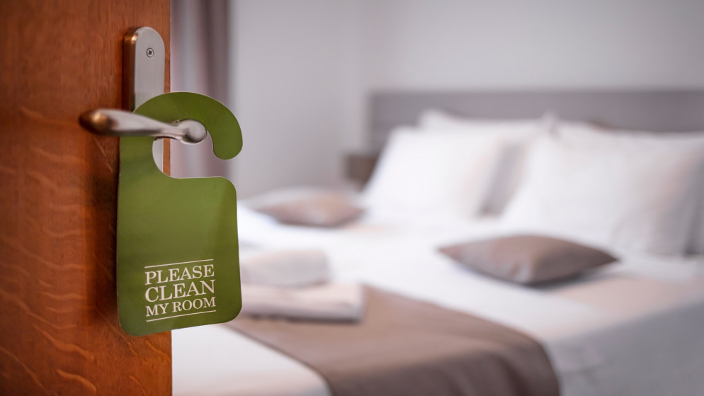 بسبب كورونا ... إلغاء 90% من حجوزات فنادق الأردن