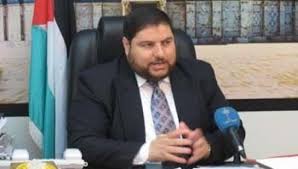 طنبورة يناشد وزارة الصحة بنقل المسافرين إلى فنادق في غزة