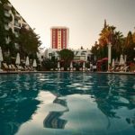 فندق كلوب سيرا أنطاليا.. رفاهية وخدمات استثنائية بالقرب من المعالم السياحية