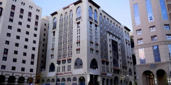 أفضل 10 فنادق قريبة من الحرم النبوي بأسعار متوسطة – دليل 2025