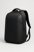 حقيبة ظهر عصرية بتصميم مقاوم للماء