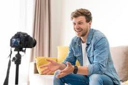 مدير علاقات النزلاء يشارك ضيوفه تجربة قصصية تفاعلية ضمن برنامج الذاكرة