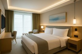 غرفة ذكية تتفاعل تلقائيًا مع تفضيلات النزيل المخزنة في ملفه الرقمي