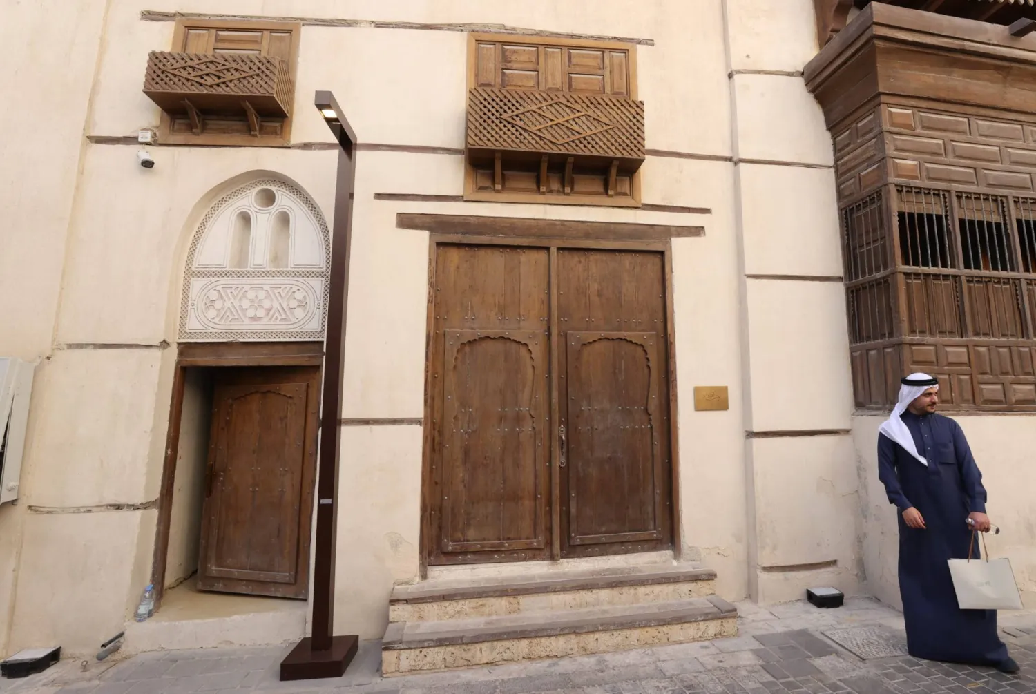 أفضل ممارسات خدمة العملاء الفندقية التي تزيد معدل العودة والإقامة