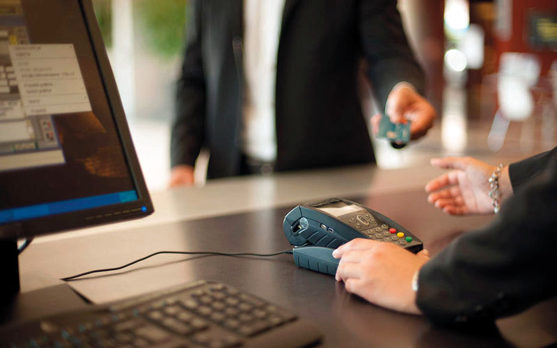 لماذا يعتبر تسجيل الدخول السريع عاملًا حاسمًا في تقييم الفندق؟