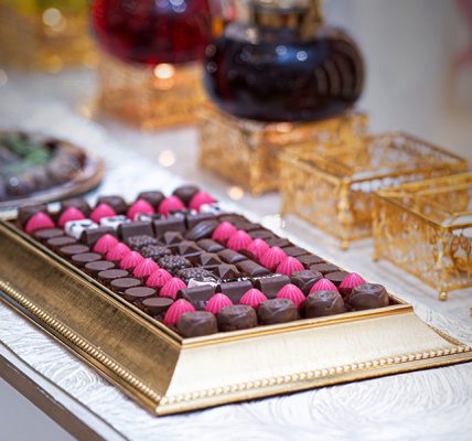 أفضل طرق تقديم الضيافة الراقية دون تكاليف إضافية