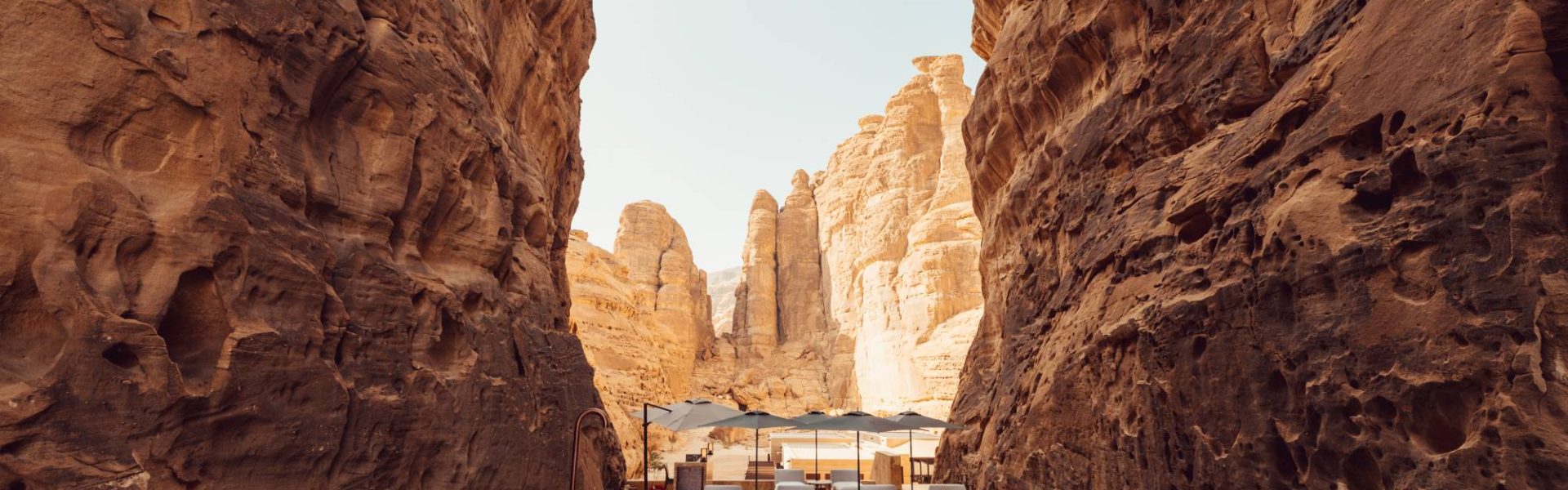 ما الذي يميز الفنادق ذات الطابع المحلي في “العلا” ؟