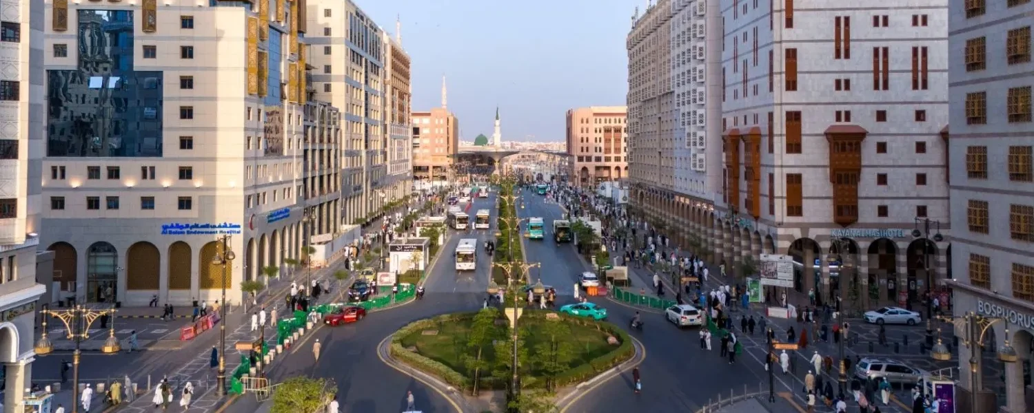 معايير الراحة النفسية في الفنادق داخل المدن المزدحمة مثل “القاهرة”