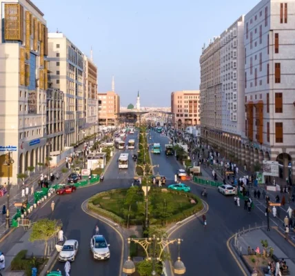 معايير الراحة النفسية في الفنادق داخل المدن المزدحمة مثل “القاهرة”