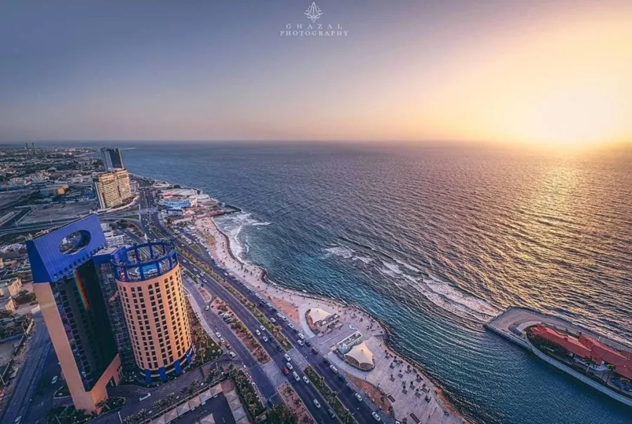 فنادق مطلة على “كورنيش جدة” وتجربة النزيلإيه