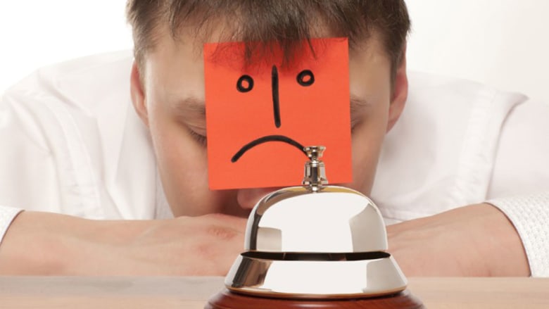 لماذا يشتكي النزيل أصلًا؟
