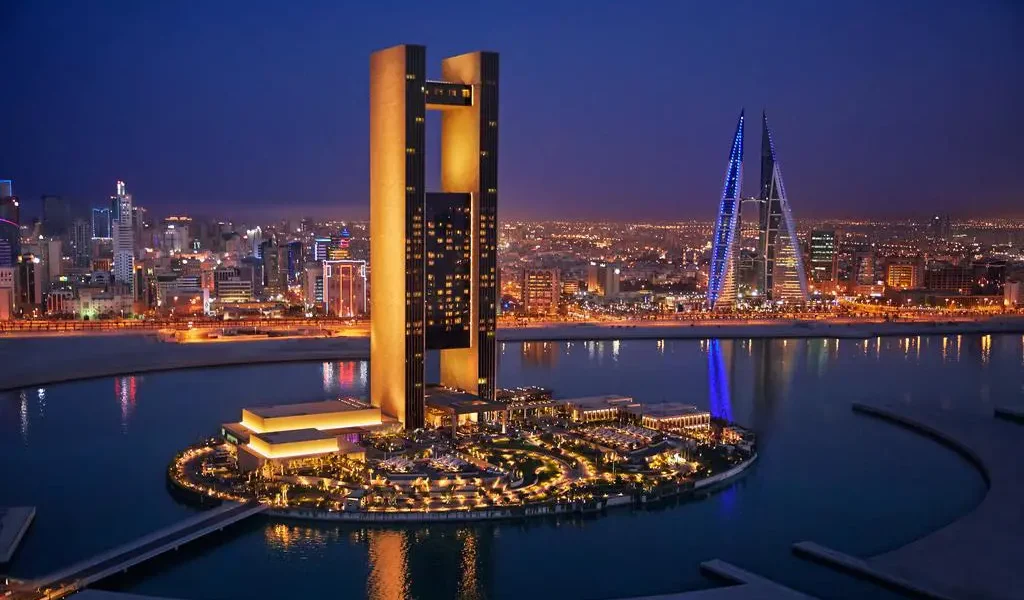 تجربة الإقامة قرب “مطار البحرين الدولي”