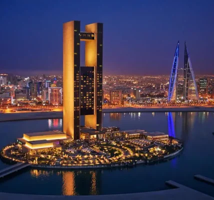 تجربة الإقامة قرب “مطار البحرين الدولي”