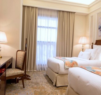 كيف تؤثر مساحة الغرفة على راحة الإقامة في "جدة"؟