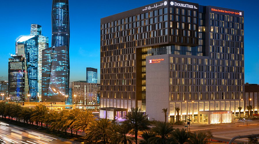فنادق قريبة من مناطق الأعمال في “الرياض”