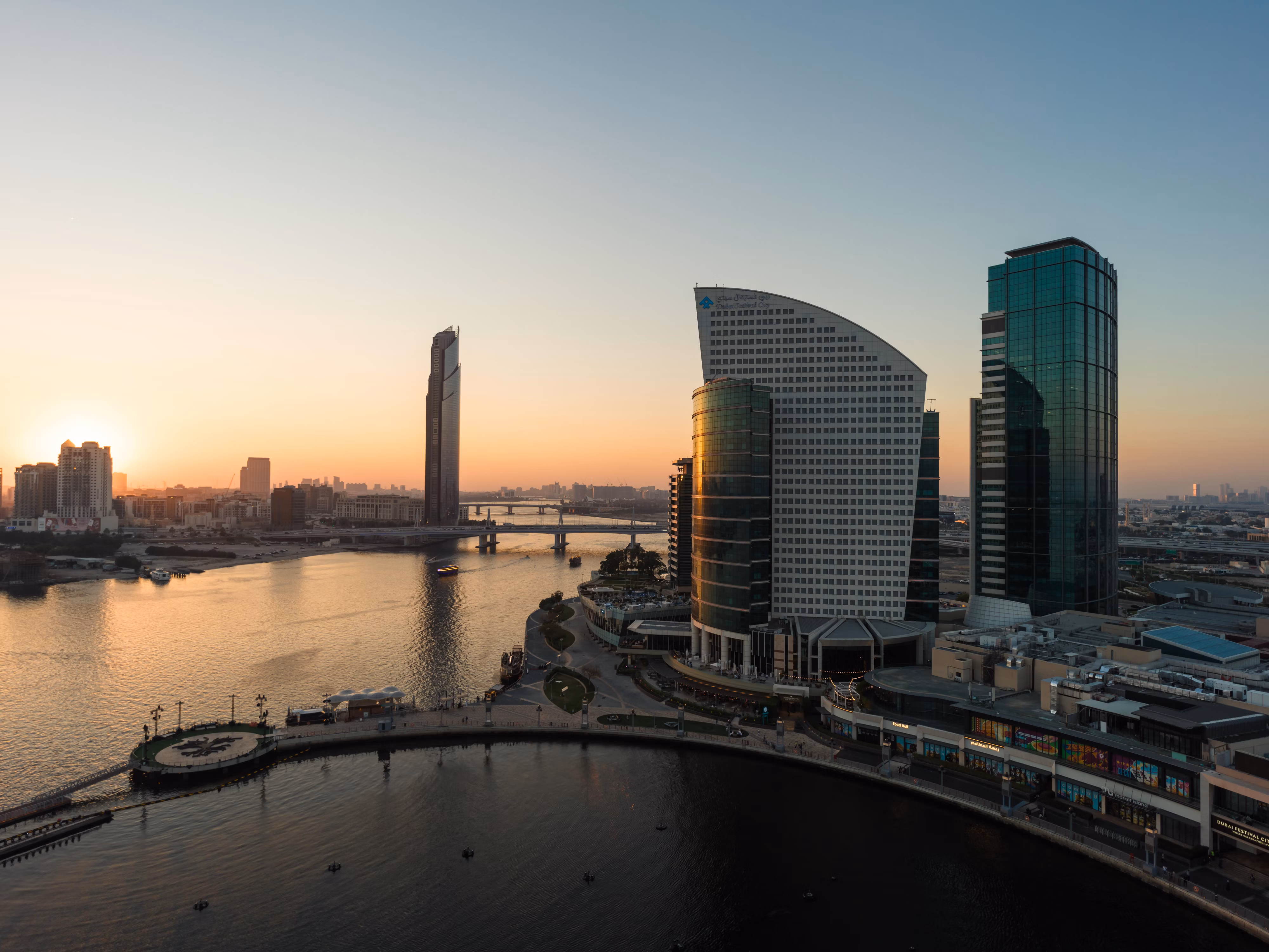 تجربة الإقامة الفندقية خلال المعارض والمؤتمرات في “دبي”