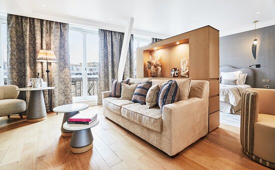 الإقامة في الفنادق القريبة من المتاحف في “باريس”