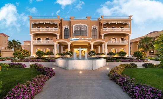 ما الذي يميز الفنادق القريبة من “مطار الملك خالد الدولي”؟