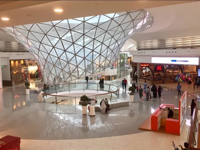 الإقامة بجوار “مول العرب” في “جدة”