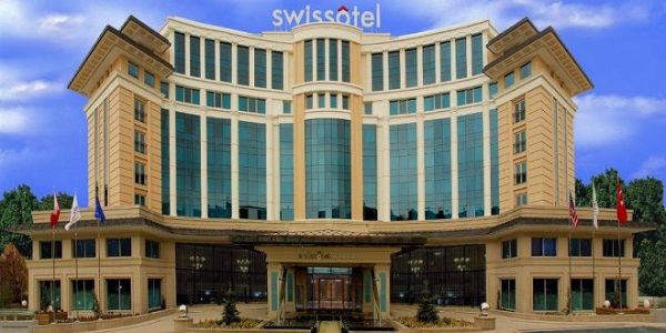 السكن الفندقي قرب “مضيق البوسفور” في “إسطنبول”