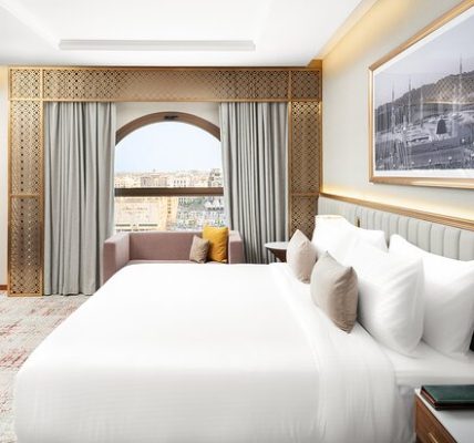 تجربة السكن الفندقي بجوار “المسجد النبوي”