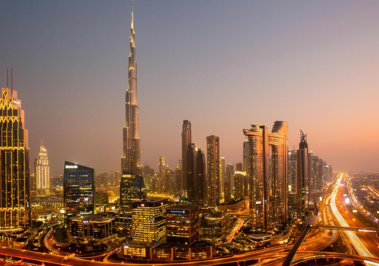 تجربة السكن الفندقي قرب المناطق التجارية في “دبي”