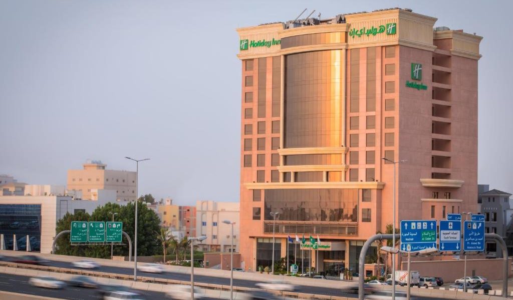 هوليداي إن بوابة جدة
