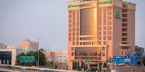 هوليداي إن بوابة جدة