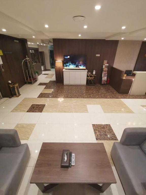 همم للشقق المخدومة - الحمدانية جدة