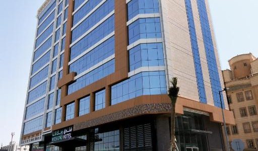 فندق ويك إند صاري