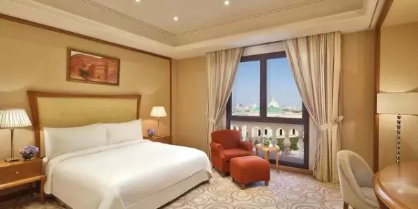 هل تستحق الفنادق خمس نجوم في الرياض فرق السعر؟