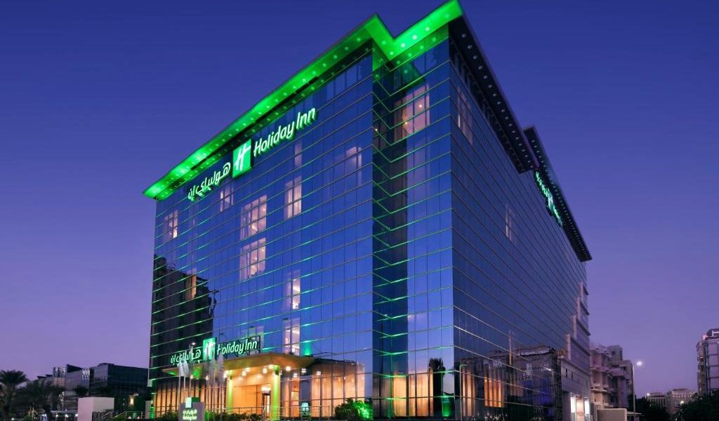 هوليداي إن كورنيش جدة