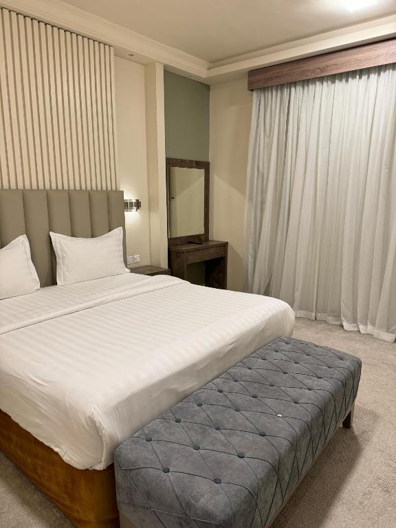 الأرض الجميلة للشقق المخدومة