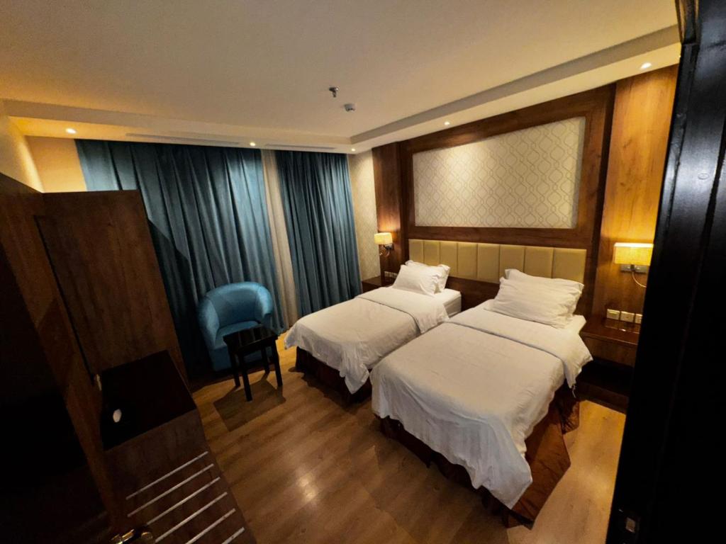 فنن سويت للشقق المخدومة-اقتصادي