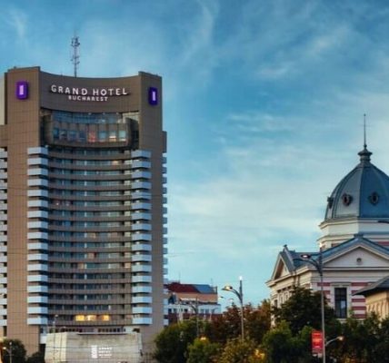 تأثير تقييمات Google على اختيار الفندق في "الرياض"