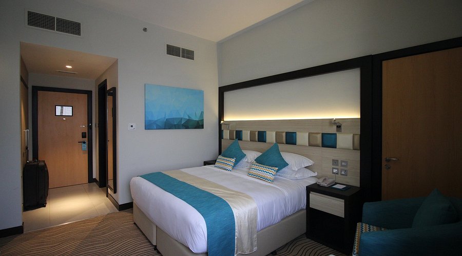 كيفية تجنب الحجز في فندق سيئ