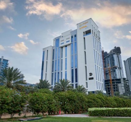 فندق سيتي ماكس الخليج التجاري – دبي