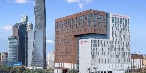 أجنحة دبل تري من هيلتون - الحي المالي في الرياض