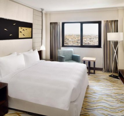 فور بوينتس باي شيراتون الرياض الخالدية