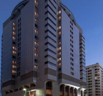 كوبثورن داون تاون من ميلينيوم