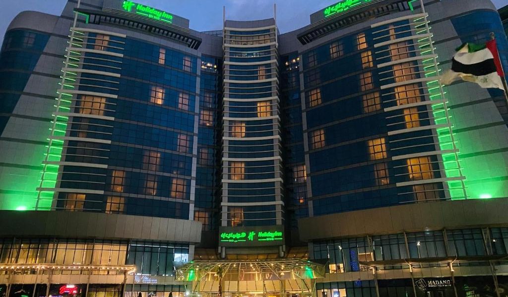 هوليداي إن أبوظبي، أحد الفنادق من مجموعة فنادق إنتركونتيننتال