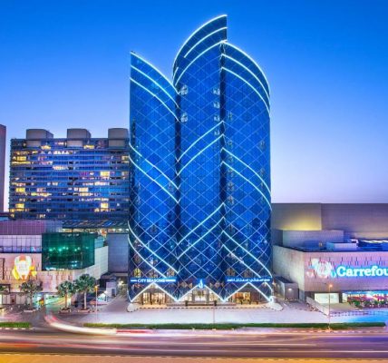 فندق سيتي سيزنز تاور بر دبي