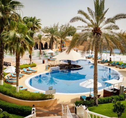 فندق متروبوليتان المفرق