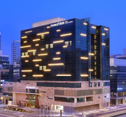 فندق دبل تري باي هيلتون دبي – الخليج التجاري