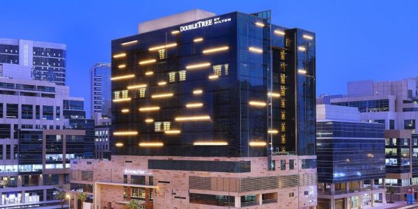 فندق دبل تري باي هيلتون دبي – الخليج التجاري