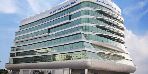 فندق جراند أكسلسيور البرشاء