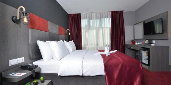 فندق إيه 11 أتاسهير