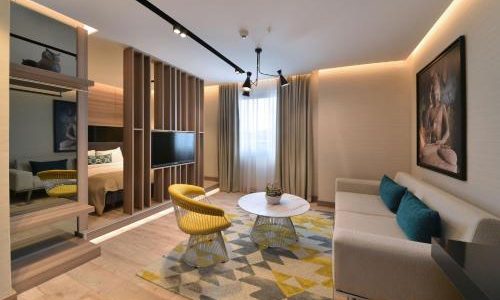 فندق نيش بالاس إكسيكلوزيف سويتس