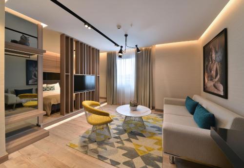 فندق نيش بالاس إكسيكلوزيف سويتس