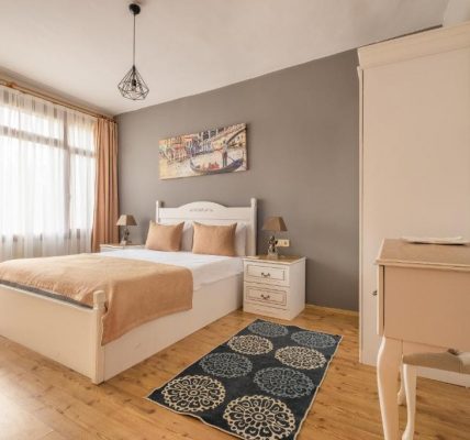 أولد تاون ديلوكس فلاتس